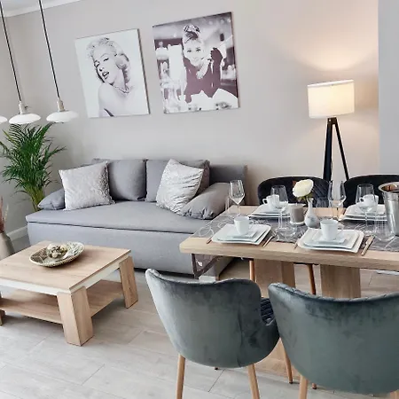Apartment Am Hochwald Reinhardtsdorf-Schona Buitenkant foto
